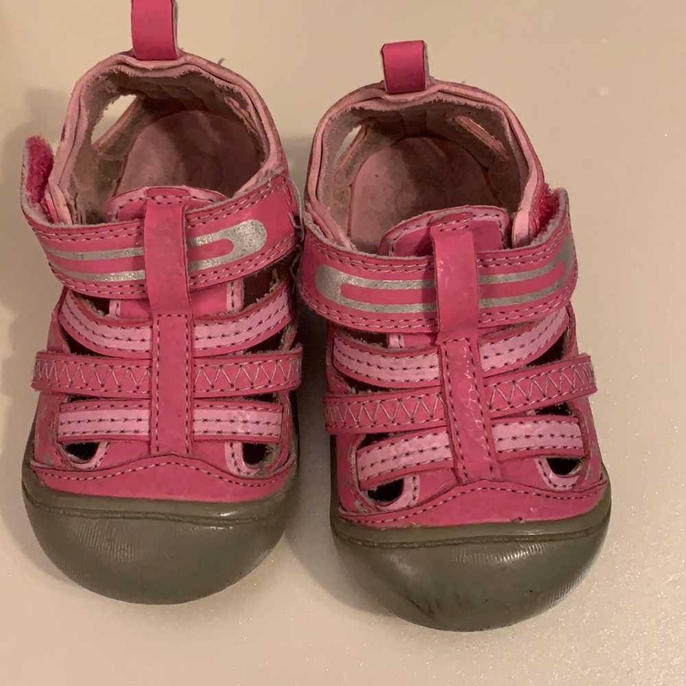 Genuine baby shoes by Oshkosh size 4